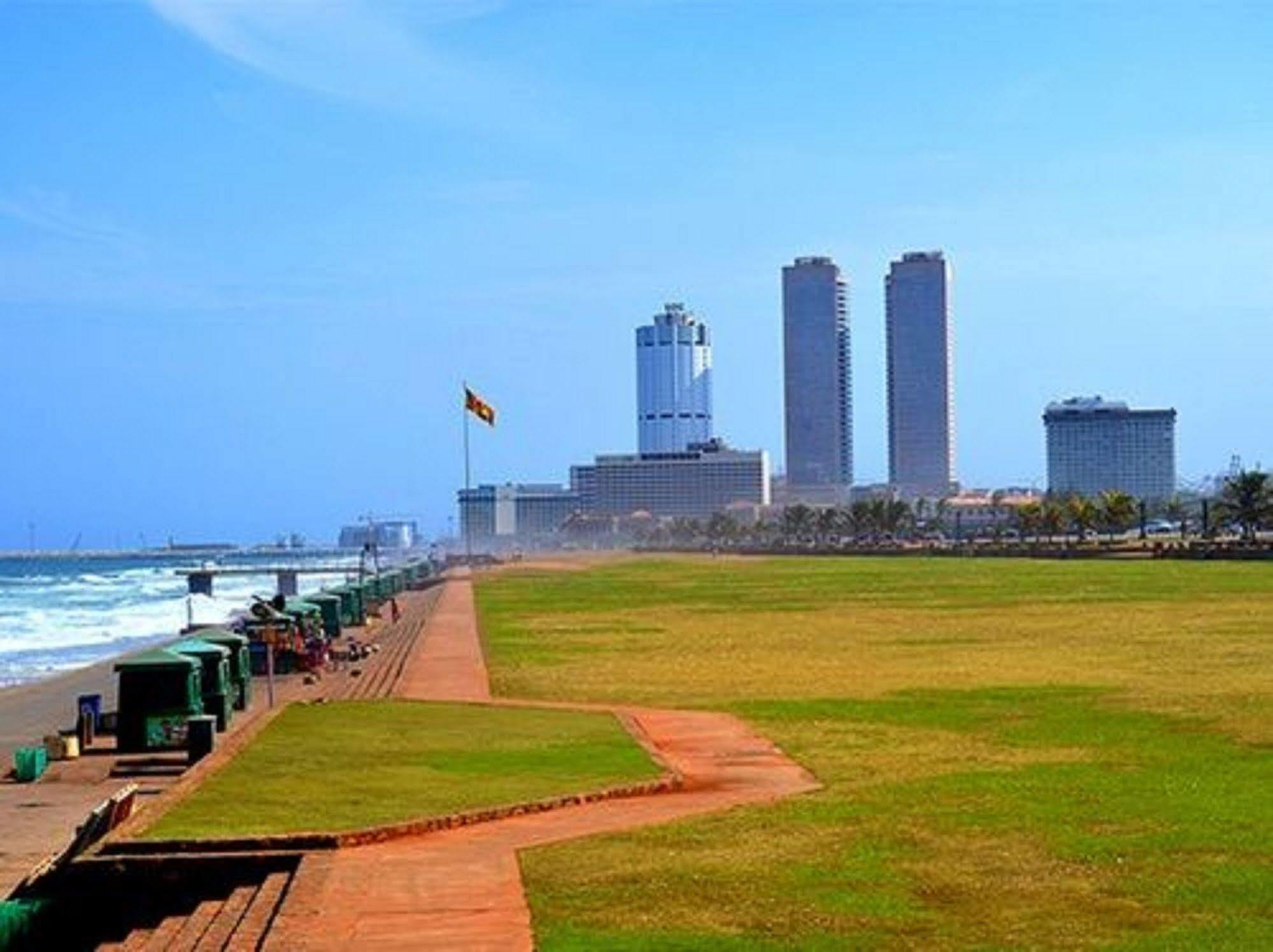 Metro City Hotel Colombo Exterior foto